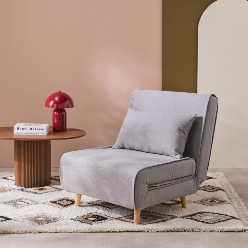 sweeek-guest-gris-notre-test-de-la-chauffeuse-convertible-1-place_1-1.jpg sweeek Guest (Gris) : notre test de la chauffeuse convertible 1 place