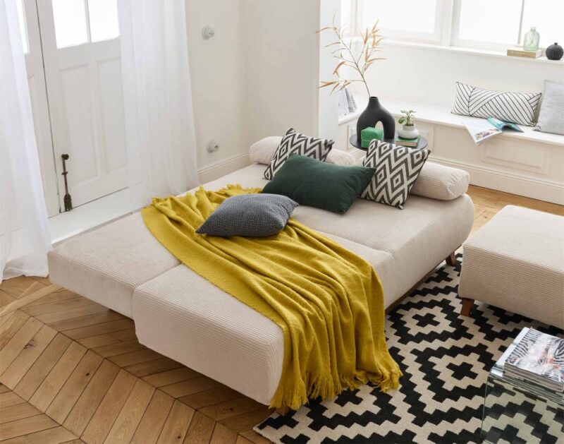 Best Mobilier Cristal : canapé convertible 4 places en velours côtelé - mise en situation