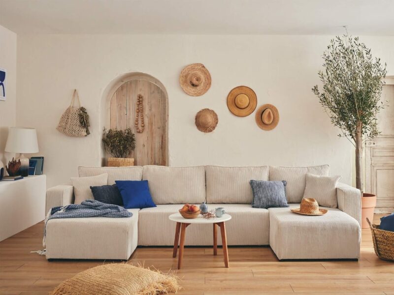 Test Best Mobilier Topaze : le canapé panoramique 7 places en velours côtelé