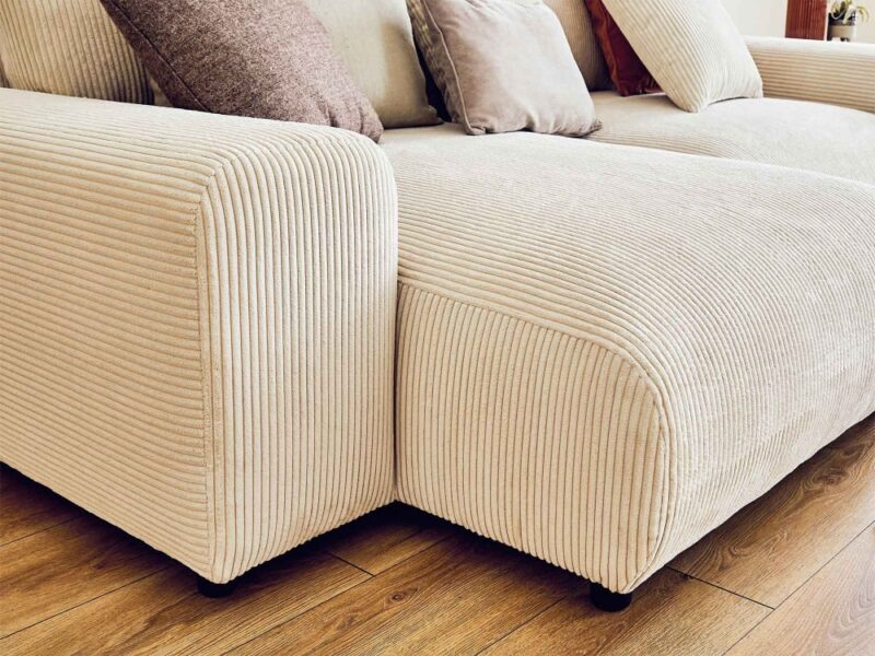 Test Lisa Design GARANCE : canapé d’angle réversible 4 places en velours côtelé (Beige)