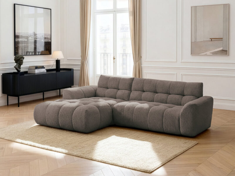 Canapé Jaya Bobochic : un angle fixe en chenille taupe qui structure le salon sans sacrifier le confort - Canapé Bobochic