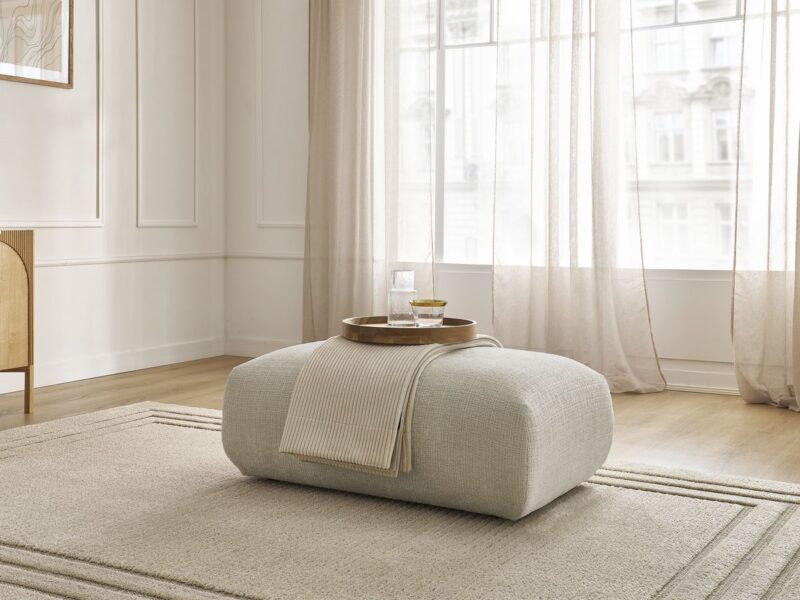 pouf-sirius-bobochic-un-petit-pouf-modulable-au-tissu-texture-beige-pour-completer-un-salon-tendance_1-1.jpg Pouf Sirius Bobochic : un petit pouf modulable au tissu texturé beige pour compléter un salon tendance - Canapé Bobochic