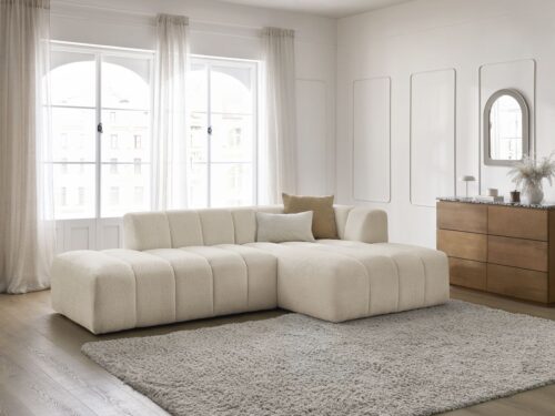 canape-annecy-bobochic-un-angle-droit-en-bouclette-beige-pour-les-salons-qui-veulent-du-caractere_1-1.jpg Canapé Annecy Bobochic : un angle droit en bouclette beige pour les salons qui veulent du caractère - Canapé Bobochic