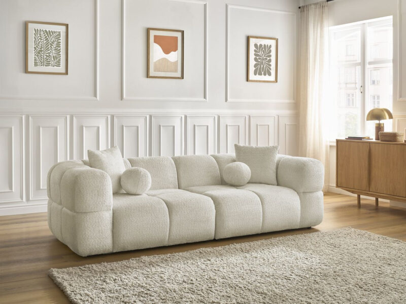 canape-cristina-bobochic-un-3-places-droit-matelasse-qui-joue-la-carte-du-cocooning-chic_5-1.jpg Canapé Cristina Bobochic : un 3 places droit matelassé qui joue la carte du cocooning chic - Canapé Bobochic