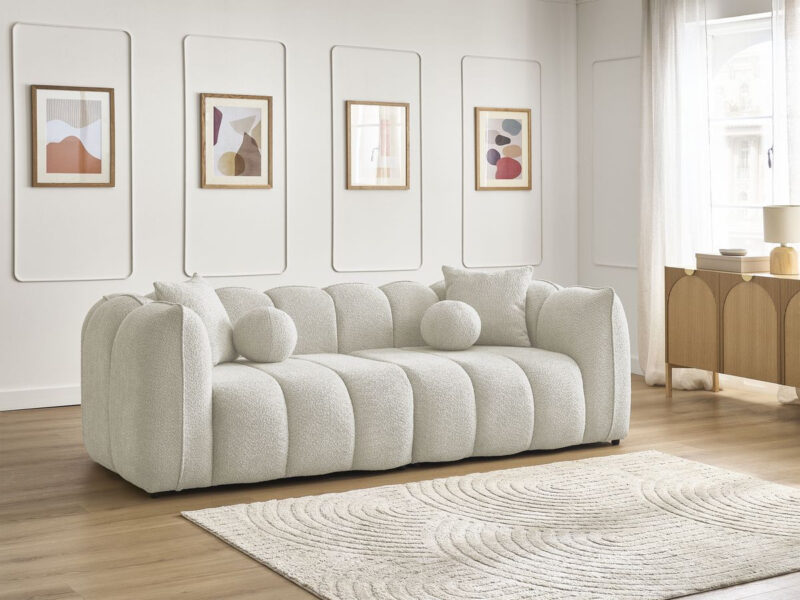 Canapé Denver Bobochic : un 3 places fixe en bouclette beige qui joue la carte du cocooning assumé - Canapé Bobochic