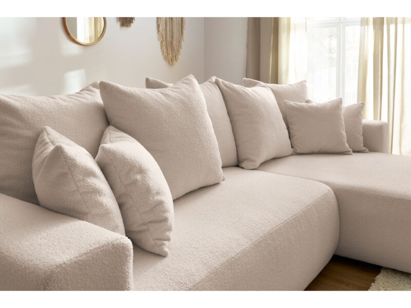 Canapé Envy Bobochic : un angle convertible en bouclette beige qui joue la carte du cocooning fonctionnel - Canapé Bobochic