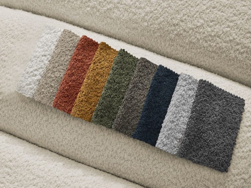 Canapé Talia Bobochic : un 3 places en bouclette beige qui joue la carte du confort équilibré - Canapé Bobochic