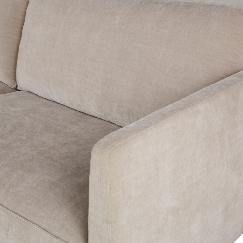 Canapé Tyler Maisons Du Monde : un 3/4 places velouté beige entre chic discret et confort moelleux - Canapé Maisons du Monde