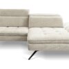 Canapé Zephyr Conforama : un angle 4 places fixe en tissu beige qui joue la carte de la sobriété élégante - Canapé Conforama